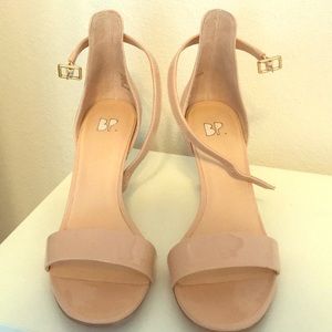 Beige patent leather Nordys BP heels